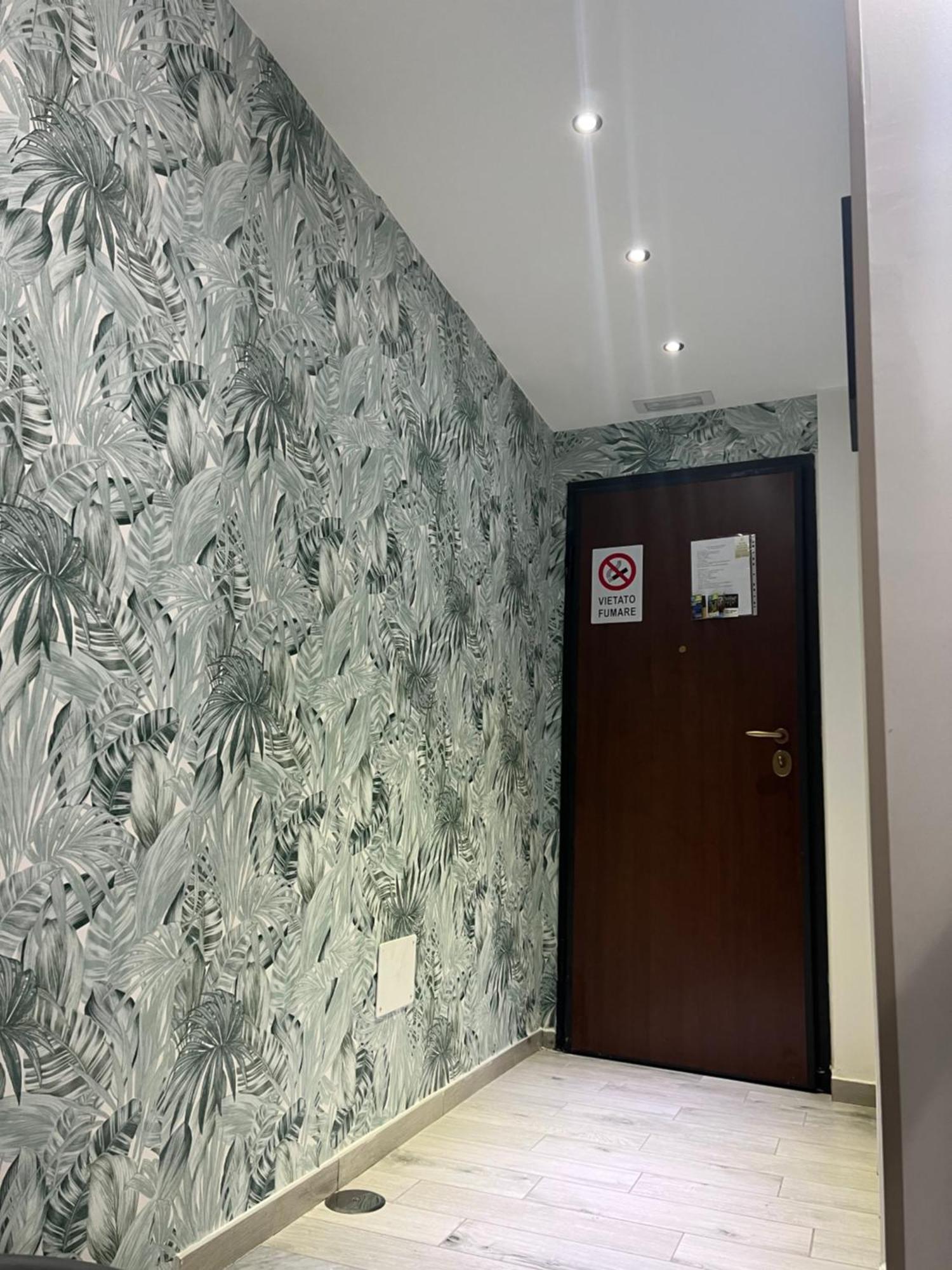 La Casa Di Raffaele Napoli Centro Nápoles Exterior foto